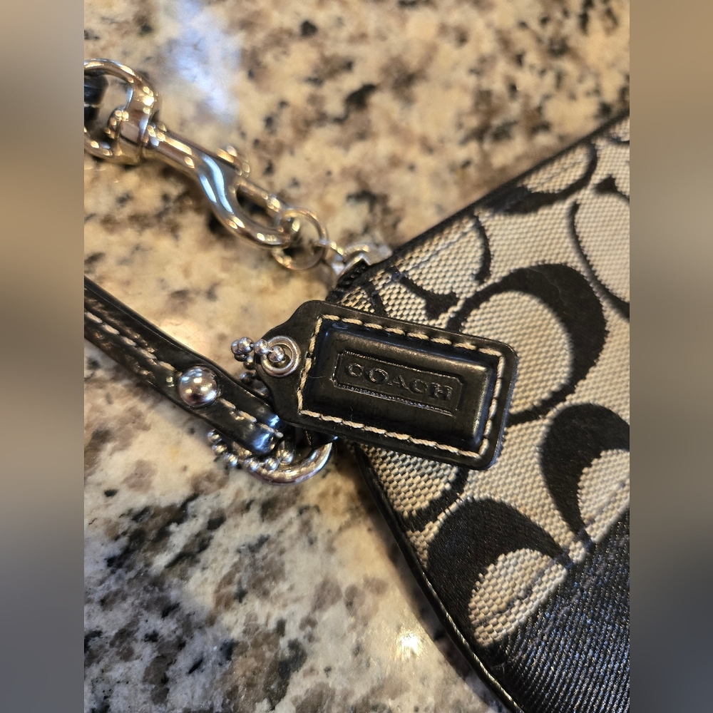 Coach Black and Cream Wristlet - Picture 4 of 5